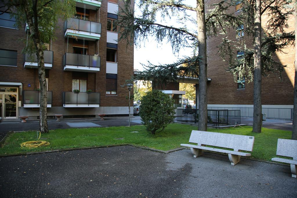 Bilocale Indipendente Apartment Milan Bilik gambar