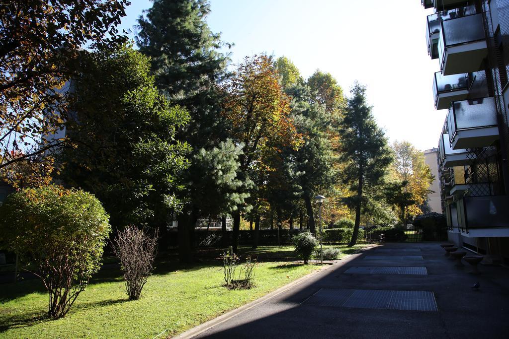 Bilocale Indipendente Apartment Milan Luaran gambar